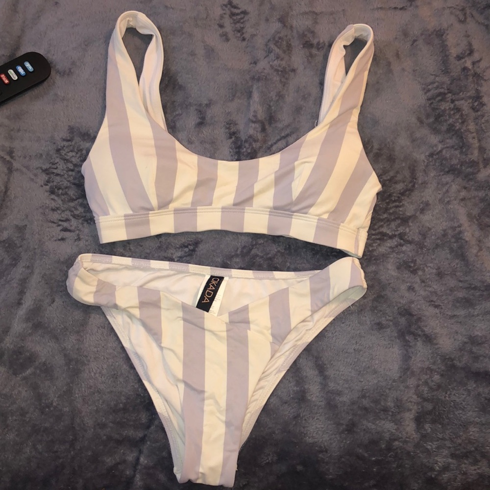 Swim suit